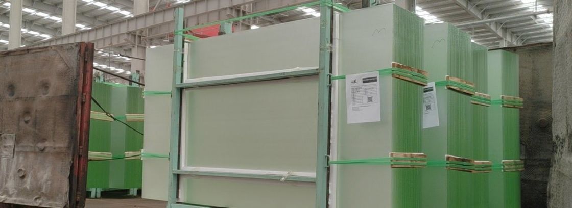 パーソナライズされたサイズ カーテンウォール&ビルディングウィンドウのための太陽光発電ガラスクリアフロート