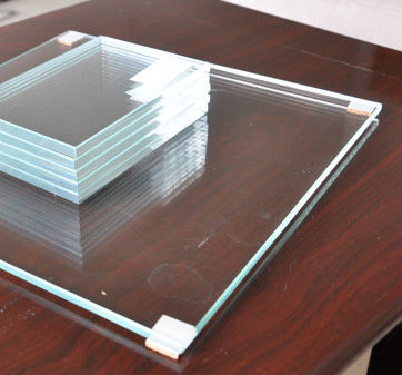 超透明浮遊ガラス 建築物 耐熱 ≤0.3mm/m°C 規則のない設計