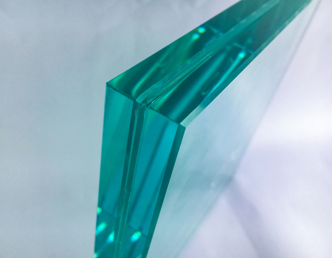 オーストラリア規格 AS/NZS 2208:1996 CE 認証 6.38mm～13.52mm 透明および着色合わせガラス